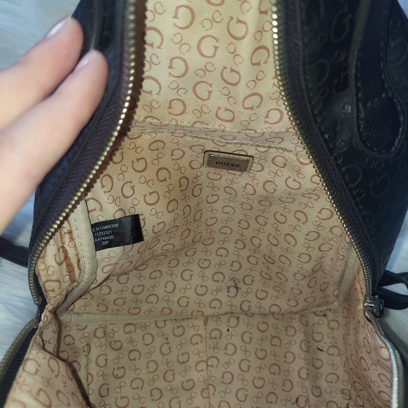 GUESS Black Backpack - Picture 13 of 14